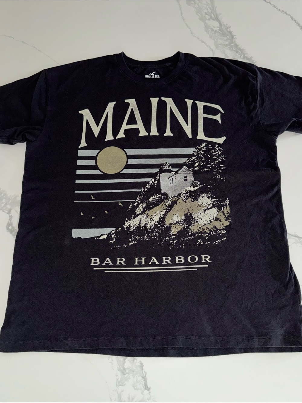 Women’s Hollister Maine Bar Harbor Graphic Tee T-Shirt